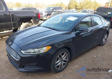 2014 Ford Fusion Se z USA, uszkodzony, nr VIN 3FA6P0H70ER221344